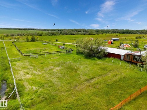 21150 Fort Road, Edmonton, AB 