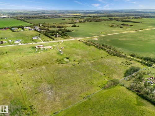 21150 Fort Road, Edmonton, AB 