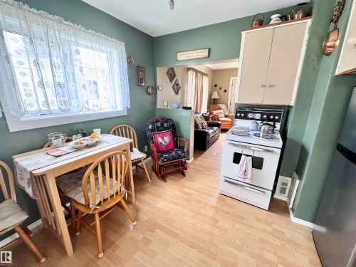 5206 50A Street, Willingdon, AB - Indoor