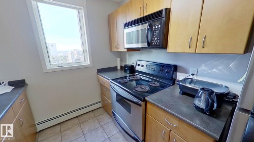 2008 10303 105 Street, Edmonton, AB - Indoor Photo Showing Kitchen