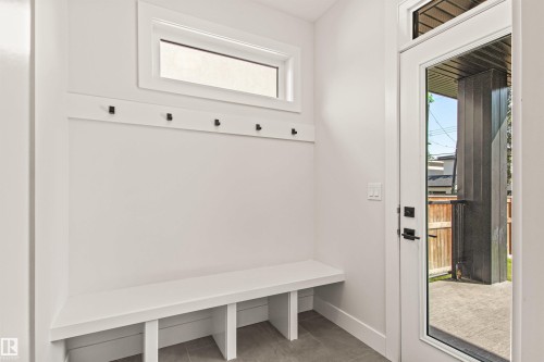 2 8343 Saskatchewan Drive, Edmonton, AB - Indoor Photo Showing Other Room