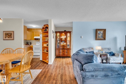 217 18012 95 Avenue, Edmonton, AB - Indoor