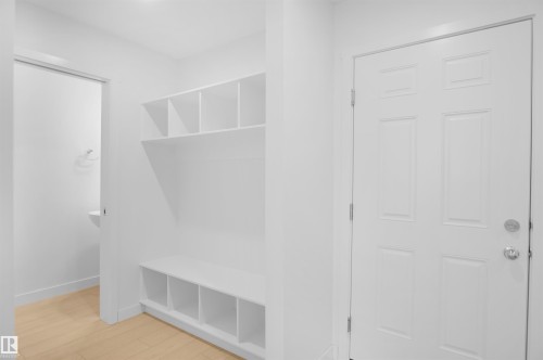 624 176 Avenue, Edmonton, AB - Indoor Photo Showing Other Room