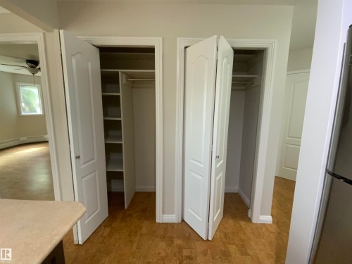 34 9914 80 Avenue, Edmonton, AB - Indoor Photo Showing Other Room