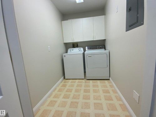 34 9914 80 Avenue, Edmonton, AB - Indoor Photo Showing Laundry Room