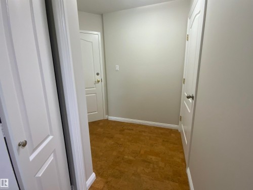 34 9914 80 Avenue, Edmonton, AB - Indoor Photo Showing Other Room