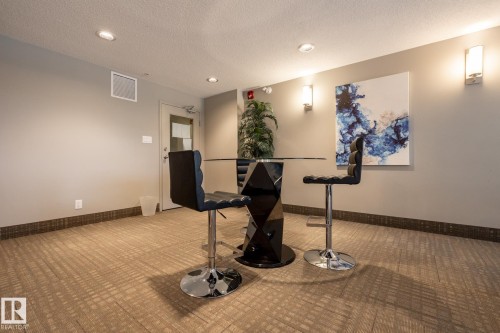 116 4008 Savaryn Drive, Edmonton, AB - Indoor