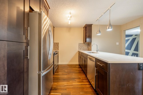 116 4008 Savaryn Drive, Edmonton, AB - Indoor Photo Showing Kitchen