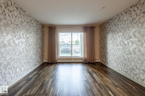 116 4008 Savaryn Drive, Edmonton, AB - Indoor Photo Showing Other Room