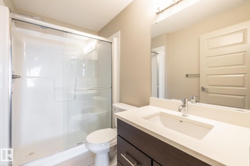 116 4008 Savaryn Drive, Edmonton, AB - Indoor Photo Showing Bathroom