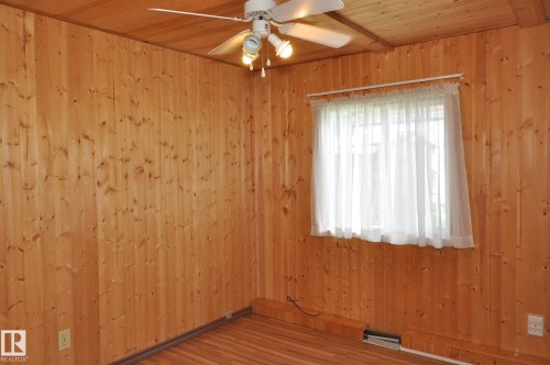 17-4839 47 Street, Gibbons, AB - Indoor Photo Showing Other Room