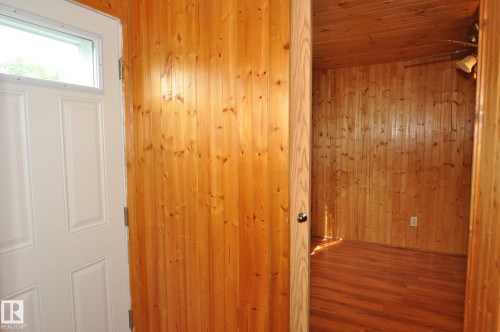 17-4839 47 Street, Gibbons, AB - Indoor Photo Showing Other Room