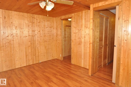 17-4839 47 Street, Gibbons, AB - Indoor Photo Showing Other Room