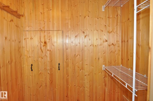 17-4839 47 Street, Gibbons, AB - Indoor Photo Showing Other Room