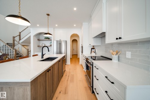 96 Chelles Wynd, St. Albert, AB - Indoor Photo Showing Kitchen With Double Sink With Upgraded Kitchen