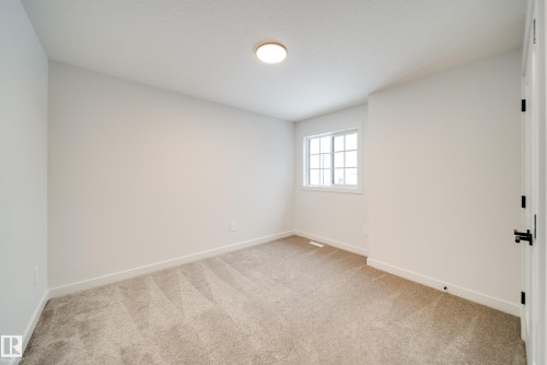 96 Chelles Wynd, St. Albert, AB - Indoor Photo Showing Other Room