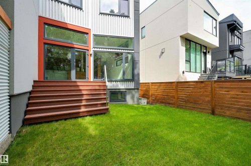 50 Sylvancroft Lane, Edmonton, AB - Outdoor