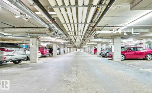 215 9820 165 Street, Edmonton, AB - Indoor Photo Showing Garage