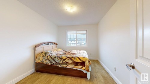 5440 1A Avenue, Edmonton, AB - Indoor Photo Showing Bedroom