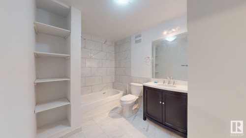 5440 1A Avenue, Edmonton, AB - Indoor Photo Showing Bathroom