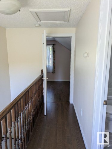 11242 95A Street, Edmonton, AB - Indoor Photo Showing Other Room