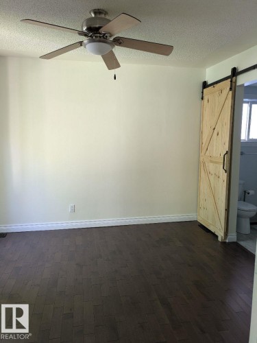 11242 95A Street, Edmonton, AB - Indoor