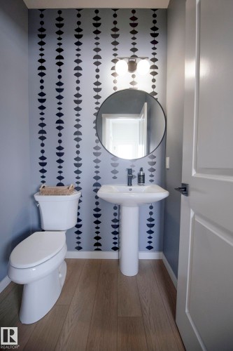 9079 Elves Loop, Edmonton, AB - Indoor Photo Showing Bathroom