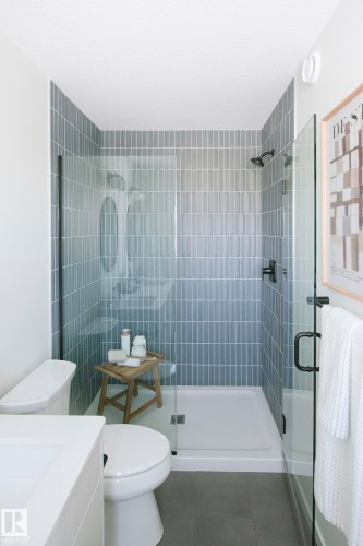 9079 Elves Loop, Edmonton, AB - Indoor Photo Showing Bathroom