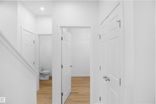 22920 82 Avenue, Edmonton, AB - Indoor Photo Showing Other Room