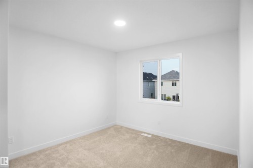 22920 82 Avenue, Edmonton, AB - Indoor Photo Showing Other Room