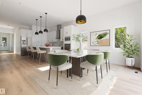 9807 90 Avenue, Edmonton, AB - Indoor Photo Showing Dining Room