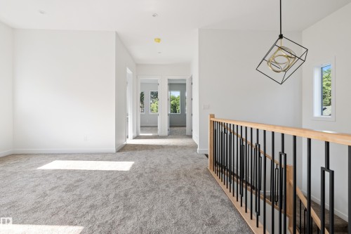 9807 90 Avenue, Edmonton, AB - Indoor Photo Showing Other Room