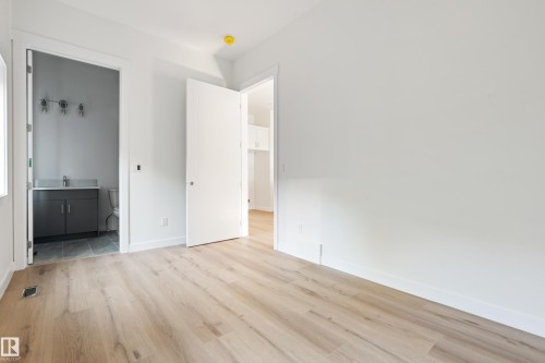 9807 90 Avenue, Edmonton, AB - Indoor Photo Showing Other Room