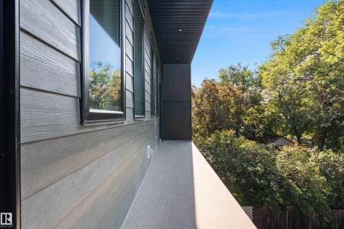 9807 90 Avenue, Edmonton, AB - Outdoor