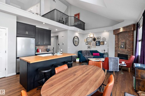 24 4821 Terwillegar Common, Edmonton, AB - Indoor