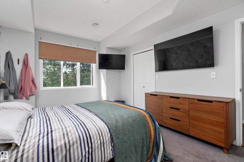 24 4821 Terwillegar Common, Edmonton, AB - Indoor Photo Showing Bedroom