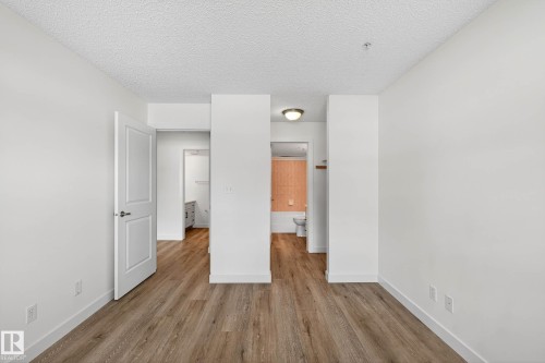 121 17404 64 Avenue, Edmonton, AB - Indoor Photo Showing Other Room