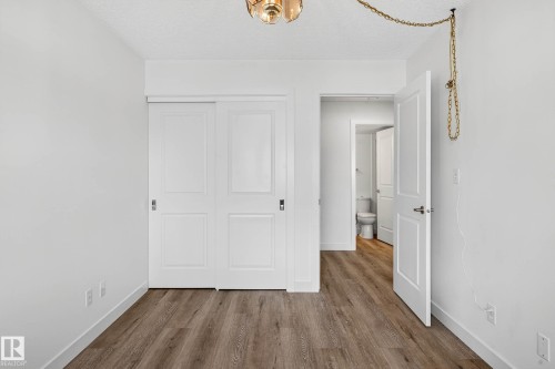 121 17404 64 Avenue, Edmonton, AB - Indoor Photo Showing Other Room