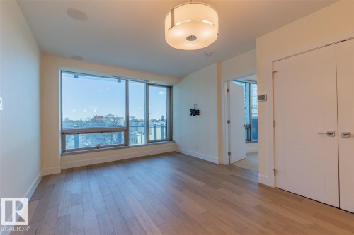 401 11969 Jasper Avenue, Edmonton, AB - Indoor Photo Showing Other Room