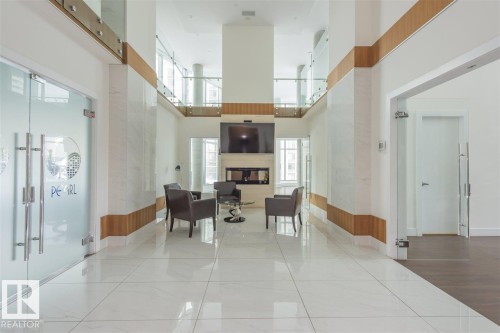 401 11969 Jasper Avenue, Edmonton, AB - Indoor Photo Showing Other Room