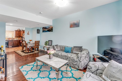 5108 146 Avenue, Edmonton, AB - Indoor Photo Showing Living Room