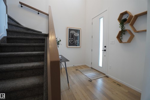 5557 Schonsee Drive, Edmonton, AB - Indoor Photo Showing Other Room