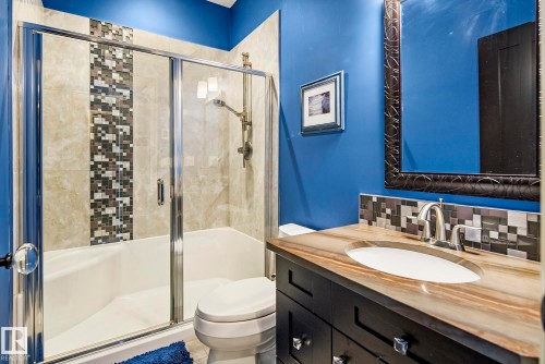 2767 Wheaton Drive, Edmonton, AB - Indoor Photo Showing Bathroom