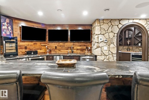 2767 Wheaton Drive, Edmonton, AB - Indoor