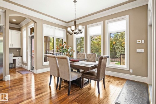 2767 Wheaton Drive, Edmonton, AB - Indoor Photo Showing Dining Room