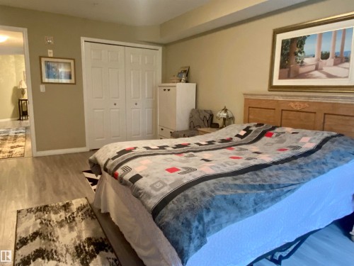 306 260 Lewis Estates Boulevard, Edmonton, AB - Indoor Photo Showing Bedroom