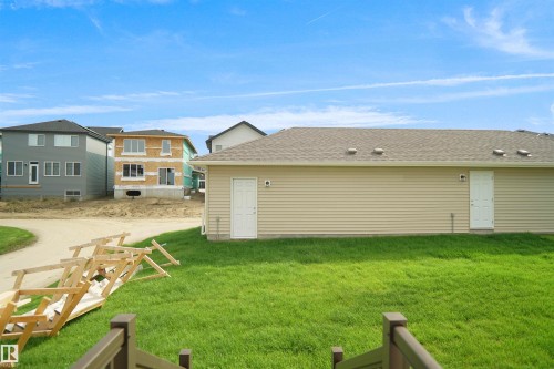 19447 22 Avenue, Edmonton, AB - Outdoor