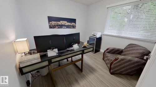 11708 130 Street, Edmonton, AB - Indoor