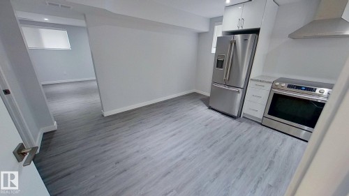 11708 130 Street, Edmonton, AB - Indoor Photo Showing Kitchen