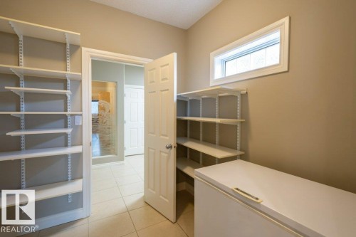 1320 119A Street, Edmonton, AB - Indoor